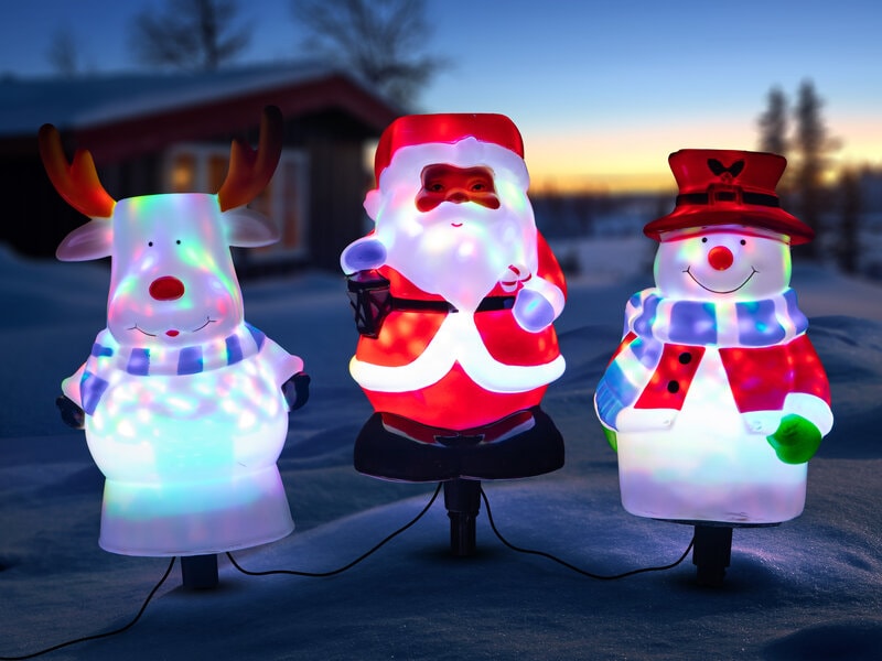 Trädgårdsbelysning med Julfigurer Trädgårdsbelysning med Julfigurer