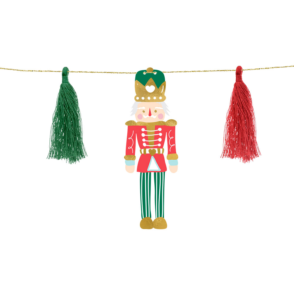 Girlang Nutcracker DIY Girlang Nutcracker DIY